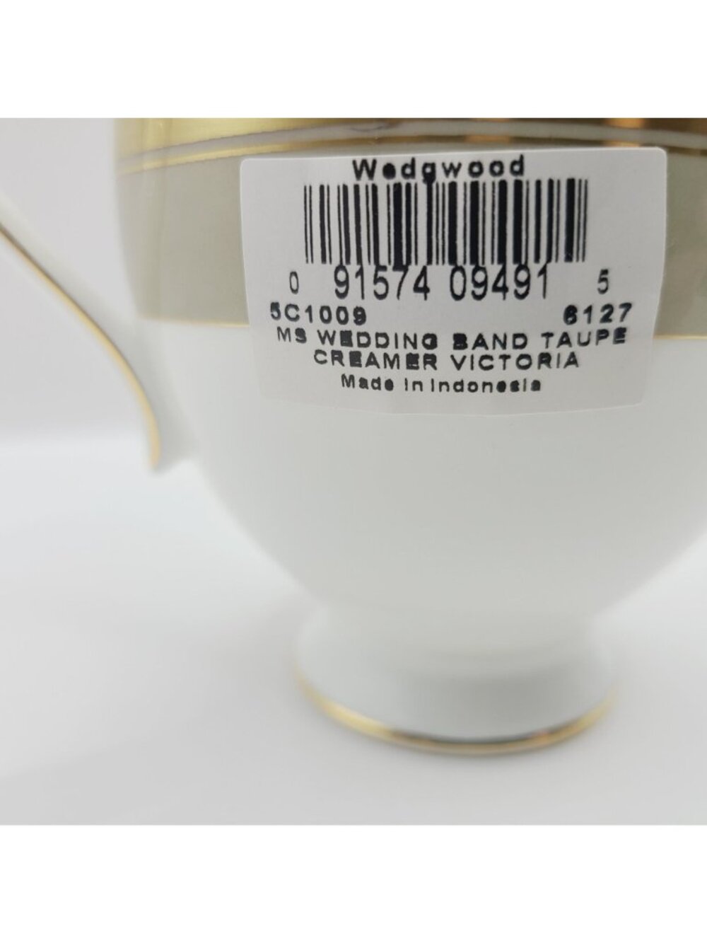 Wedgwood Martha Stewart Wedding Band Taupe Gold Creamer Victoria New Opened Box - Picture 3 of 9